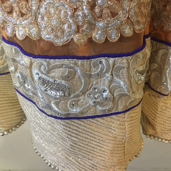 Soch Lehenga Set - Picture 5 of 8